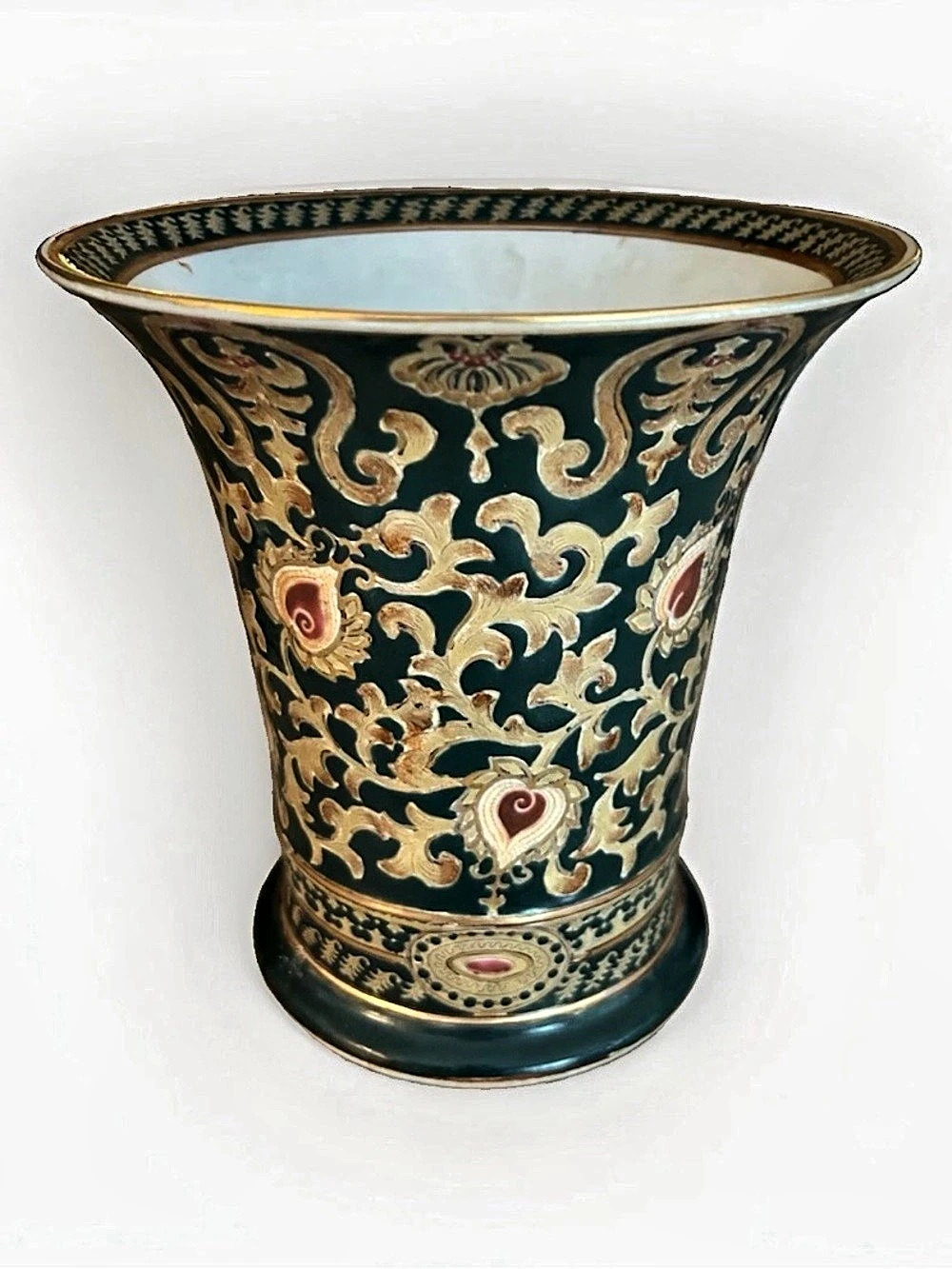 Vintage Chinese Vase Ceramic Dark Green chinoiserie 8” Oriental Grandmillenial